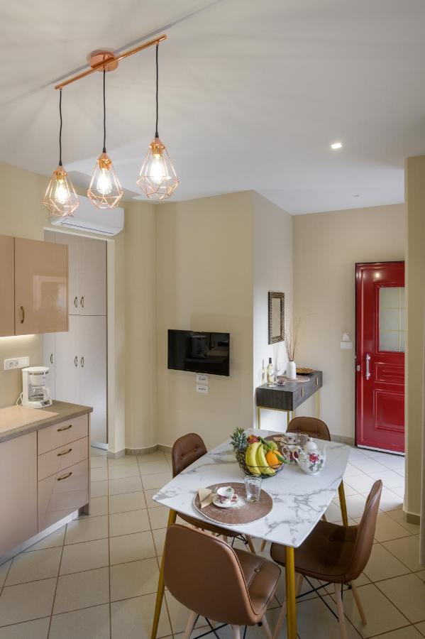 Nikola'S & Joanna'S Apartments อาร์กอสโตลี ภายนอก รูปภาพ